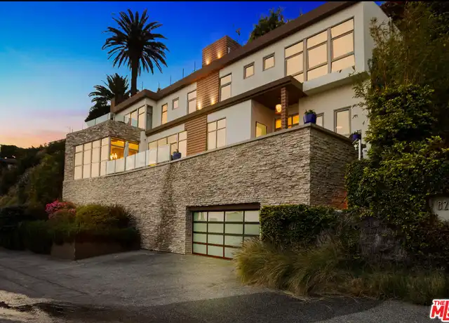 Property at 8271 Woodshill Trl, Los Angeles, CA, 90069, 2 beds, 3 baths, [object Object]