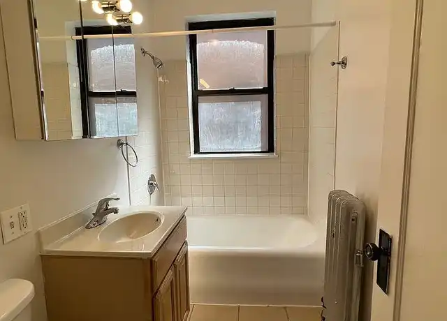 Property at 2129 Ridge Ave, Evanston, IL, 60201, 2 beds, 1 bath, [object Object]