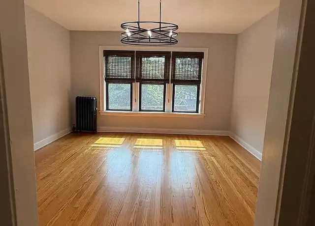 Property at 2129 Ridge Ave, Evanston, IL, 60201, 2 beds, 1 bath, [object Object]
