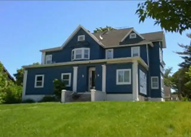 Property at 717 S Cedar Ave Apt 1, Owatonna, MN, 55060, 2 beds, 1 bath, [object Object]