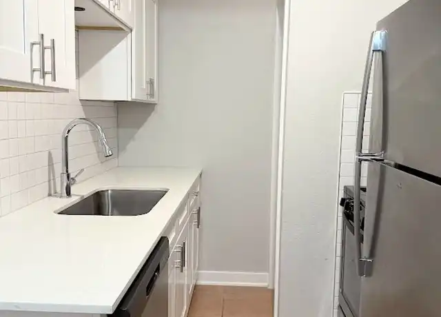 Property at 307 E 31st St Unit K705 307 106, Austin, TX, 78705, 2 beds, 1 bath, [object Object]