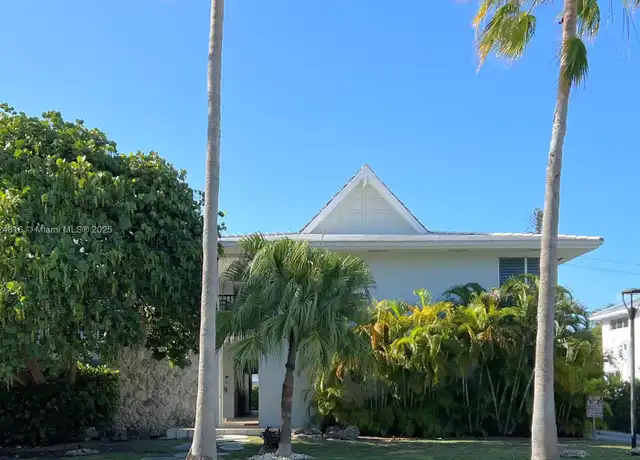 Property at 195 Sunrise Dr #4, Key Biscayne, FL, 33149, 1 bed, 1 bath, [object Object]