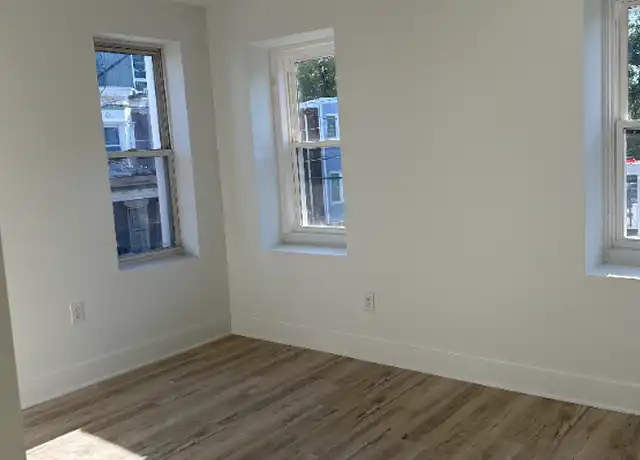Property at 4900 N 15th St Unit B, Philadelphia, PA, 19141, 3 beds, 1 bath, [object Object]