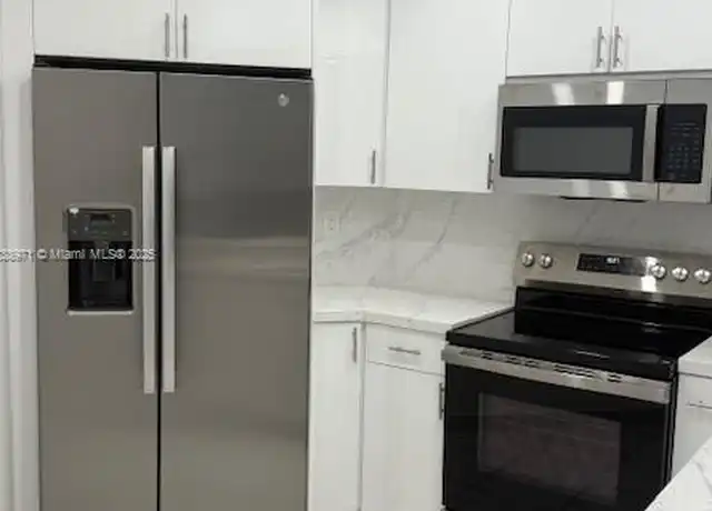 Property at 10233 NW 9th Street Cir Unit 203-1, Miami, FL, 33172, 2 beds, 2 baths, [object Object]