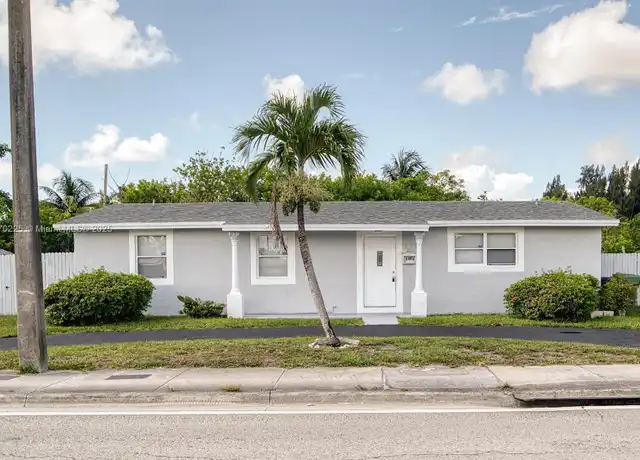 Property at 1402 NW 19th St Unit N/A, Fort Lauderdale, FL, 33311, 4 beds, 3 baths, [object Object]