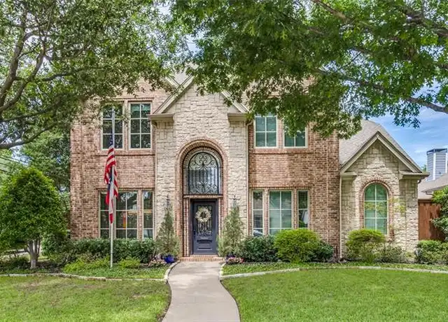 Property at 5001 Stanford Ave, Dallas, TX, 75209, 4 beds, 3.5 baths, [object Object]
