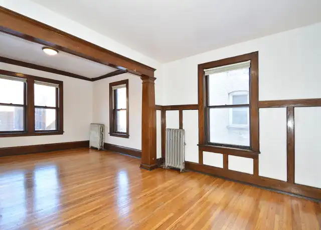 Property at 128 E 18th St Unit 10 211, Minneapolis, MN, 55403, 1 bed, 1 bath, [object Object]