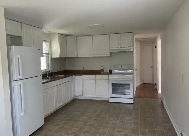 Property at 67 Loomis Ave, Plainville, CT, 06062, 3 beds, 1 bath, [object Object]