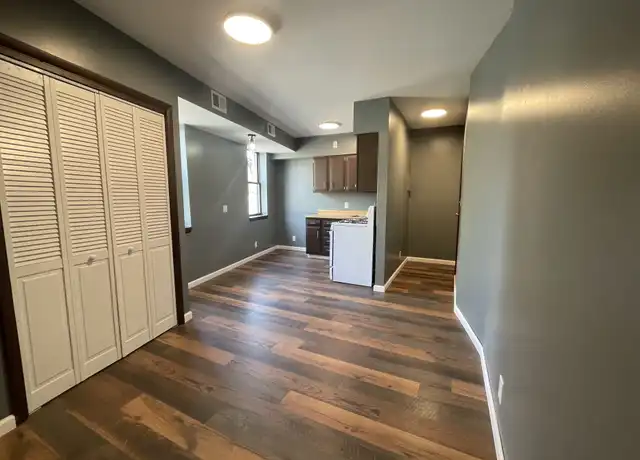 Property at 2905 Glenmore Ave Unit 3, South Hills, PA, 15216, 1 bed, 1 bath, [object Object]