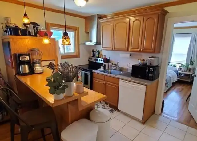 Property at 23 Andrew St, Cambridge, MA, 02139, 2 beds, 1 bath, [object Object]