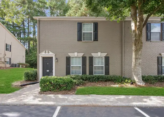 Photo of 501 N River Dr, Atlanta, GA 30350