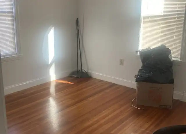 Property at 190 Sylvan St, Malden, MA, 02148, 2 beds, 1 bath, [object Object]