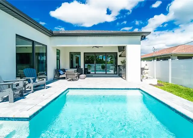 Property at 822 105th Ave N, Naples, FL, 34108, 4 beds, 3 baths, [object Object]