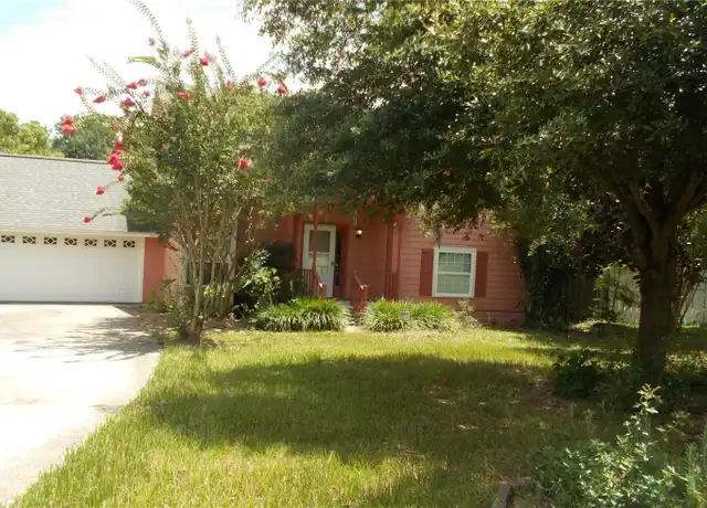 Property at 3525 NW 86th Way, Gainesville, FL, 32606, 4 beds, 2.5 baths, [object Object]