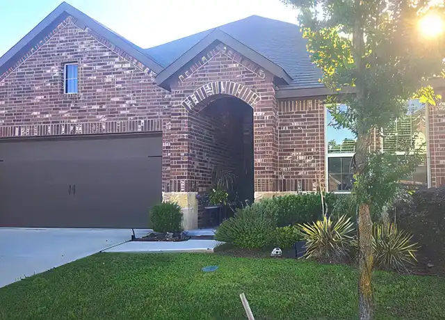 Property at 3805 Caddo Ln, Little Elm, TX, 75068, 4 beds, 2 baths, [object Object]