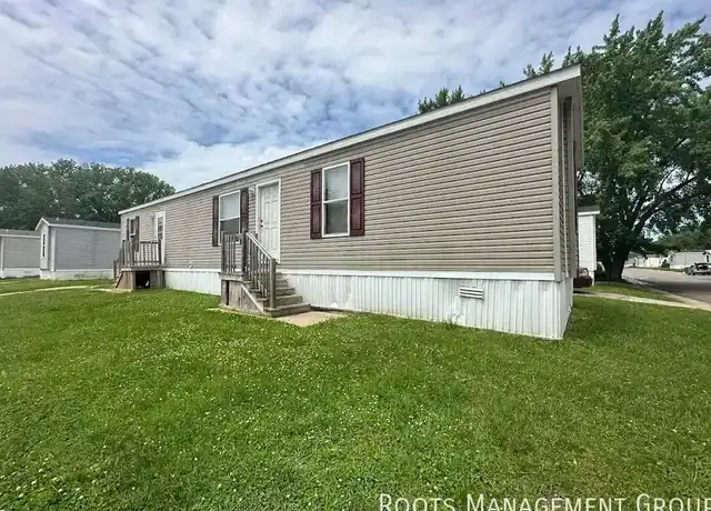 Property at 2088 E Empire Ave Unit 208, Benton Harbor, MI, 49022, 3 beds, 2 baths, [object Object]