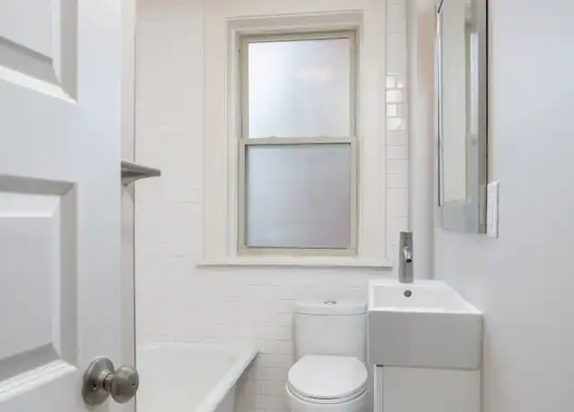 Property at 4933 Devonshire Ave Unit 1W, St. Louis, MO, 63109, 2 beds, 1 bath, [object Object]