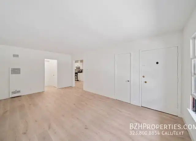 Property at 1138 S Sherbourne Dr Unit 2, Los Angeles, CA, 90035, 1 bed, 1 bath, [object Object]