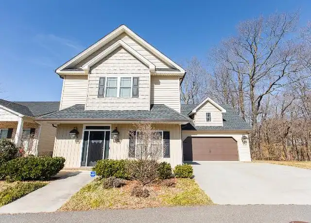 Property at 613 Rotunda St, Lynchburg, VA, 24502, 3 beds, 3 baths, [object Object]