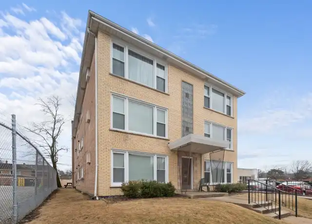 Property at 2511 W 111th St Unit 1West, Chicago, IL, 60655, 1 bed, 1 bath, [object Object]