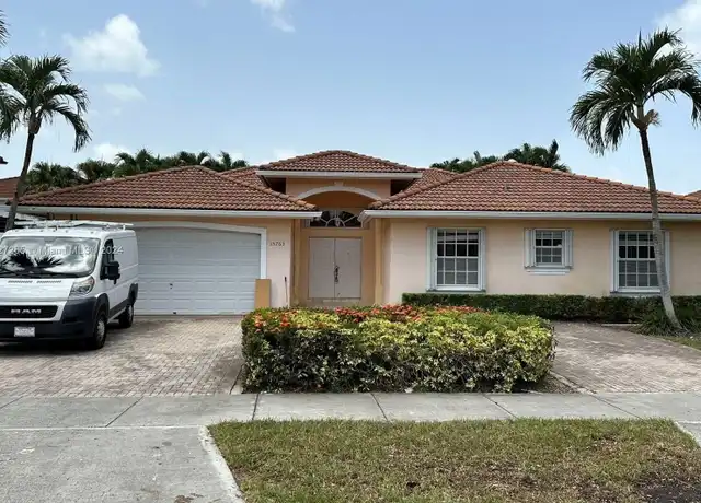 Property at 15763 SW 99th Ter, Miami, FL, 33196, 4 beds, 2 baths, [object Object]