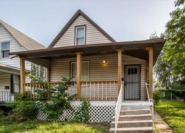Property at 4512 E 9th St, Kansas City, MO, 64124, 2 beds, 1 bath, [object Object]