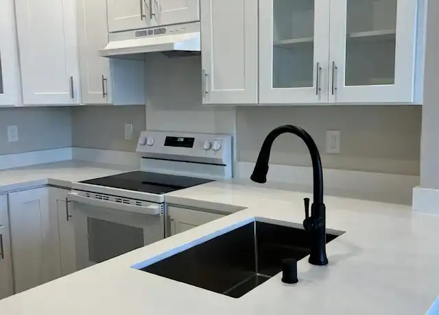 Property at 62 Oakes Blvd Unit 14, San Leandro, CA, 94577, 1 bed, 1 bath, [object Object]