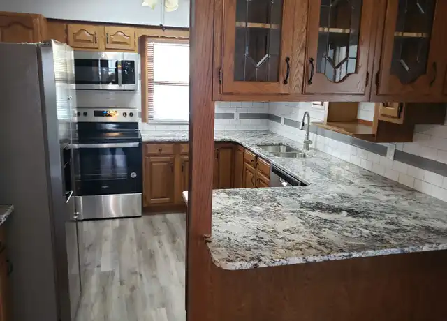 Property at 5820 William St, Omaha, NE, 68106, 3 beds, 2 baths, [object Object]