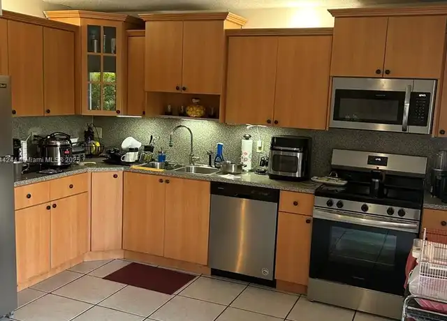 Property at 17000 NW 67th Ave #202, Hialeah, FL, 33015, 3 beds, 2 baths, [object Object]