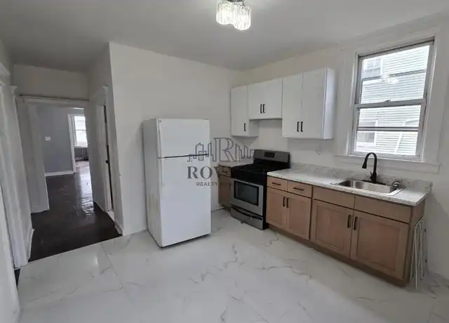 Property at 33 Howard St Unit 2, Irvington, NJ, 07111, 3 beds, 1 bath, [object Object]