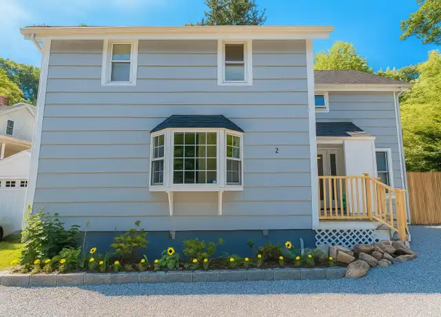 Property at 2 Ruth Ln, Glenwood Landing, NY, 11547, 3 beds, 2 baths, [object Object]