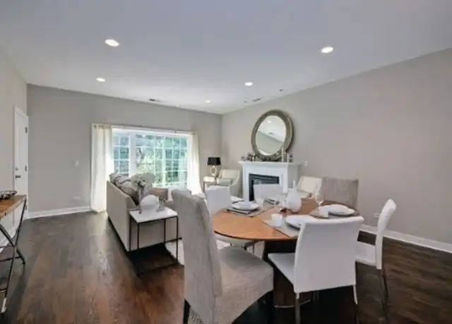 Property at 3923 N Kedzie Ave Unit 3923-3S, Chicago, IL, 60618, 2 beds, 2 baths, [object Object]