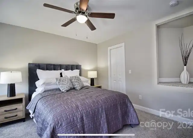 Property at 2614 14th St NE, Hickory, NC, 28601, 3 beds, 1.5 baths, [object Object]