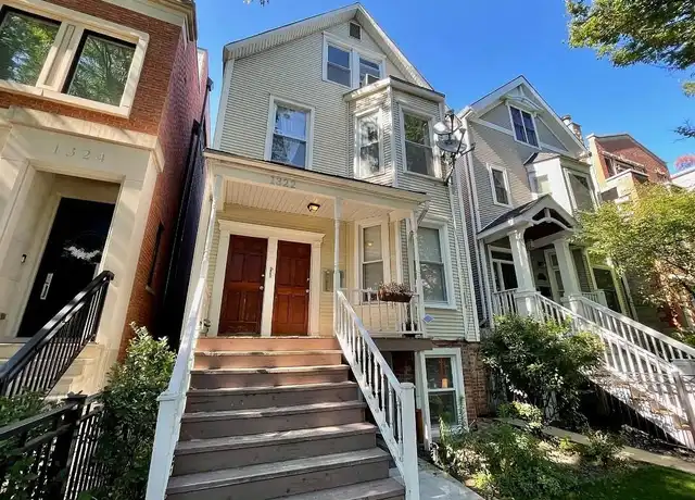 Property at 1322 W Melrose St #2, Chicago, IL, 60657, 3 beds, 1 bath, [object Object]