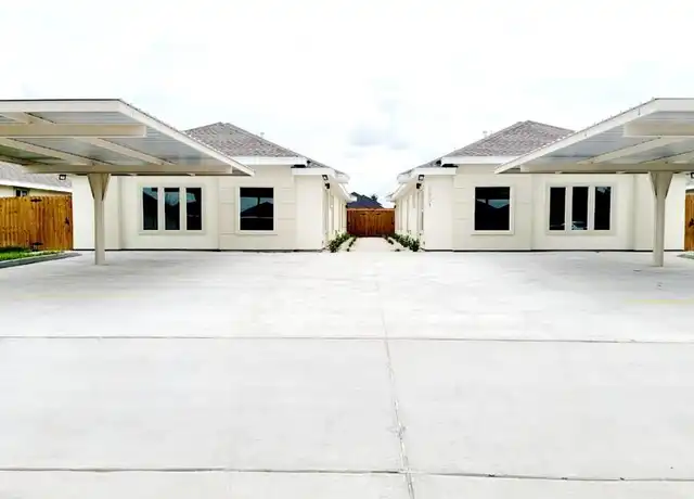 Property at 5901 Puffin Ave Unit 4, Palmhurst, TX, 78573, 3 beds, 2 baths, [object Object]