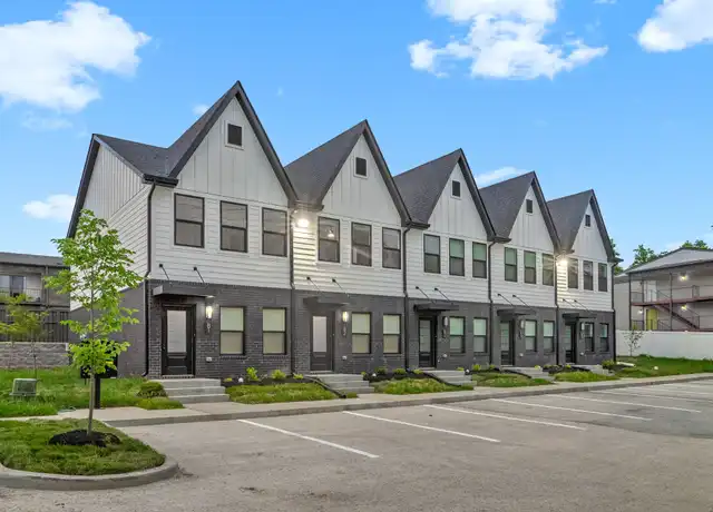Property at 111 Hickory Grove Blvd Unit B2, Clarksville, TN, 37040, 3 beds, 3 baths, [object Object]