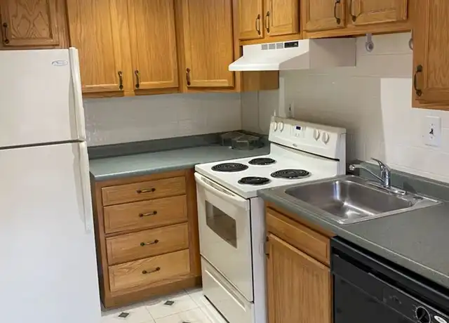 Property at 2 W Chester Pike Unit 310, Ridley Park, PA, 19078, 1 bed, 1 bath, [object Object]