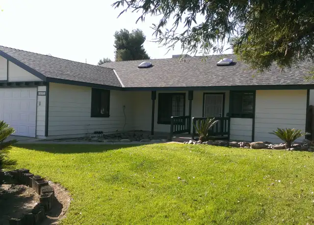 Property at 1673 E Eastbrook Ave, Tulare, CA, 93274, 3 beds, 2 baths, [object Object]