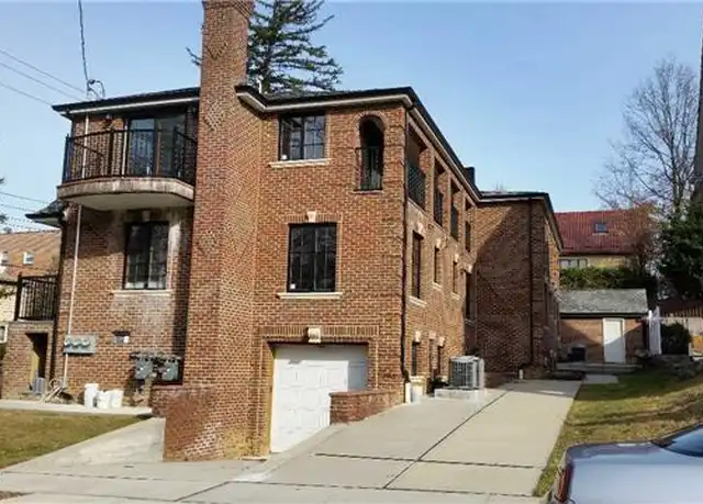 Property at 248-04 40th Ave Unit 2FL, Flushing, NY, 11363, 2 beds, 1 bath, [object Object]