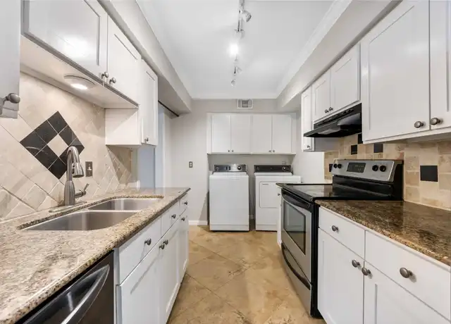 Property at 372 N Post Oak Ln Unit NA, Houston, TX, 77024, 1 bed, 1 bath, [object Object]