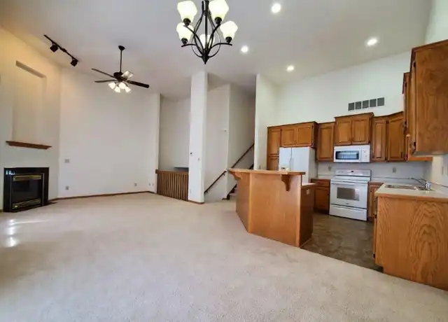 Property at 1901 Sheyenne St Unit 1901 Sheyenne B, West Fargo, ND, 58078, 3 beds, 3 baths, [object Object]