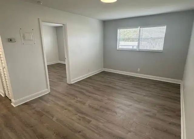 Property at 5841 SW 36th Ct, Davie, FL, 33314, 2 beds, 1 bath, [object Object]