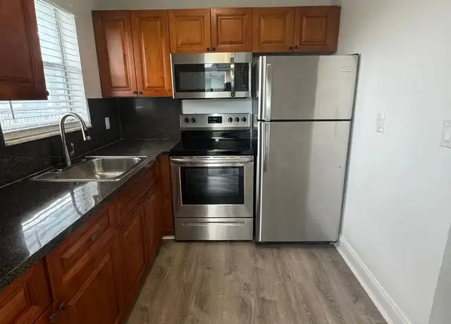 Property at 5841 SW 36th Ct Unit 5661-205, Davie, FL, 33314, 2 beds, 1 bath, [object Object]