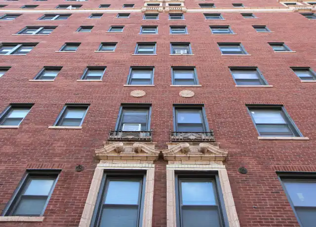 Property at 1061 W Rosemont Ave, Chicago, IL, 60660, 0 beds, 1 bath, [object Object]