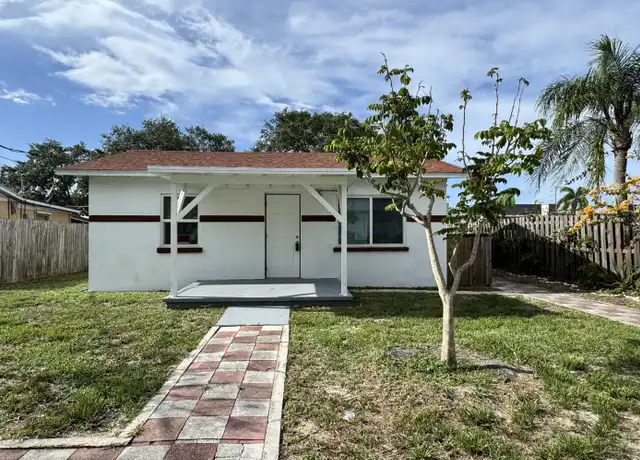 Property at 26 Seminole Ave W, Melbourne, FL, 32901, 1 bed, 1 bath, [object Object]