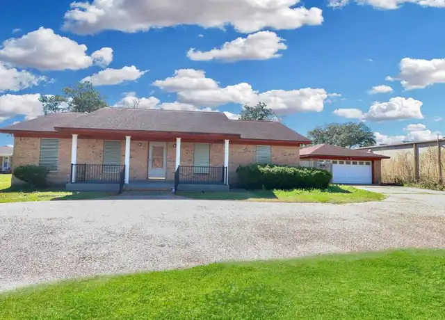Property at 7401 Highway 6, Hitchcock, TX, 77563, 3 beds, 2 baths, [object Object]