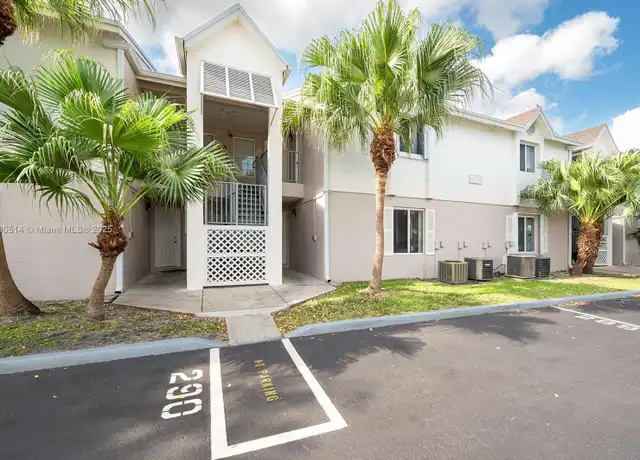 Property at 6720 NW 174th Ter Unit F18, Hialeah, FL, 33015, 2 beds, 2 baths, [object Object]
