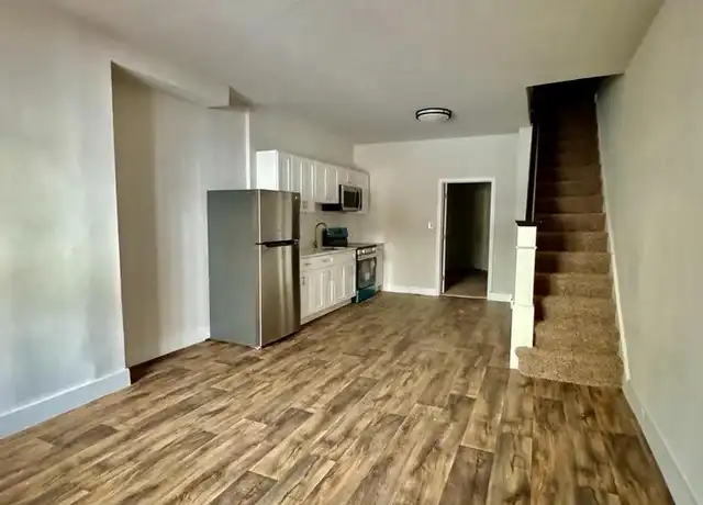 Property at 832 E Cornwall St, Philadelphia, PA, 19134, 3 beds, 1 bath, [object Object]