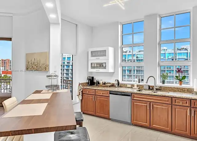 Property at 3001 NE 185th St, Aventura, FL, 33180, 2 beds, 2 baths, [object Object]