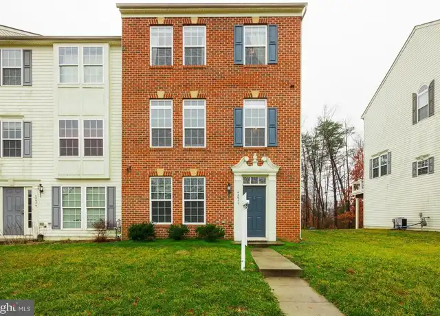 Property at 42977 Edgewater St, Chantilly, VA, 20152, 3 beds, 2.5 baths, [object Object]